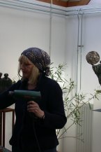 Carla in haar atelier 